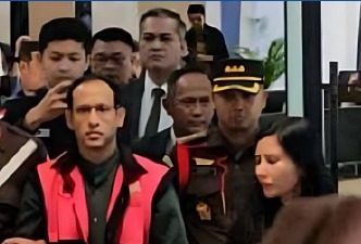 Kejaksaan Agung (Kejagung) menetapkan mantan Mendikbudristek Nadiem Makarim sebagai tersangka kasus dugaan korupsi pengadaan laptop Chromebook. (X@kegblgnunfaedh)